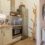 Frejus, Quiet Villa, Beautiful Terrace And Wifi * Fréjus