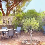 Frejus, Quiet Villa, Beautiful Terrace And Wifi Βίλα