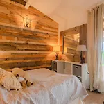 Frejus, Quiet Villa, Beautiful Terrace And Wifi Fréjus
